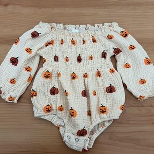 Halloween baby girl romper 6-12 Mo